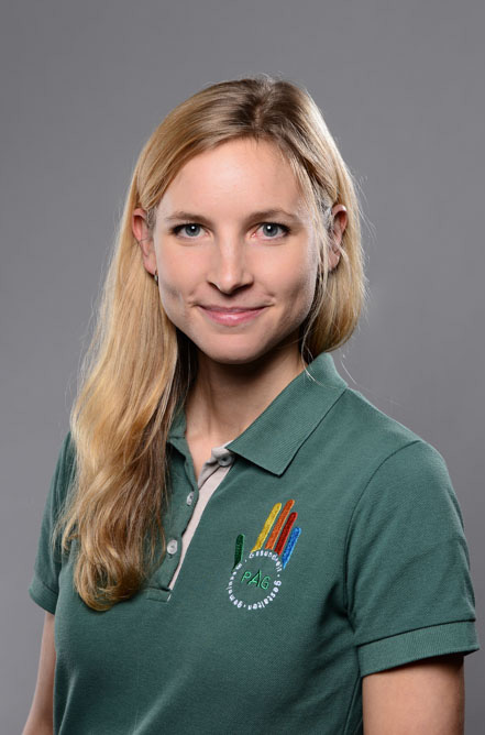 Porträt Junge Frau in Arztkleidung